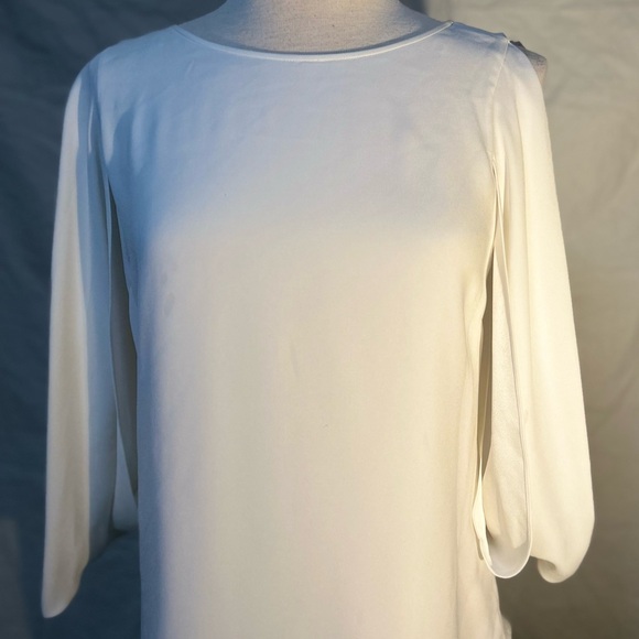 BCBGMaxAzria Top - Picture 3 of 5